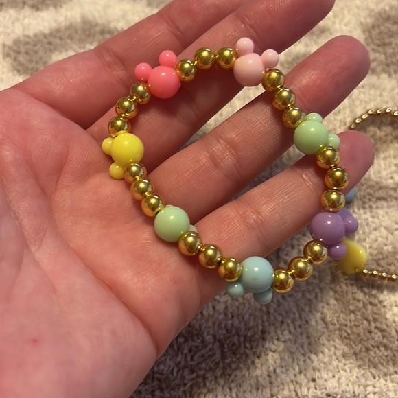 Set of 2 color coordinated beaded bracelets- Mickey Mouse and Hearts - Picture 2 of 5